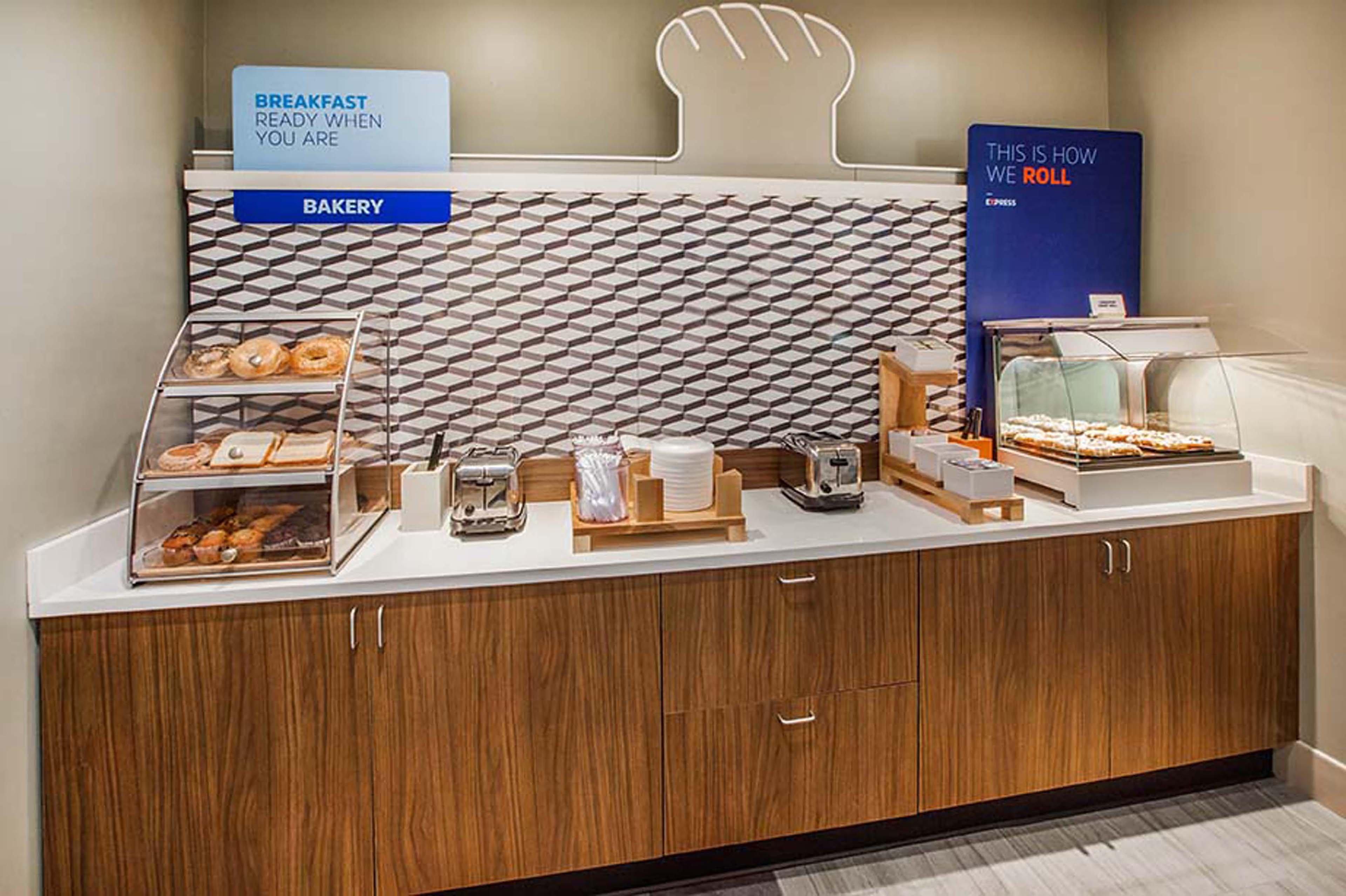 Holiday Inn Express & Suites Columbus - Easton Area By Ihg Gahanna Εξωτερικό φωτογραφία